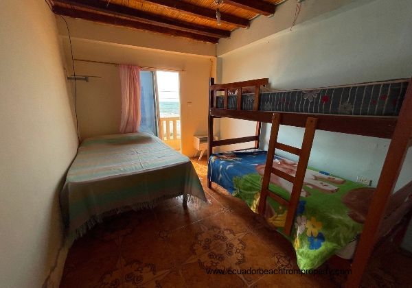 Rental suites for sale in San Jacinto, Ecuador