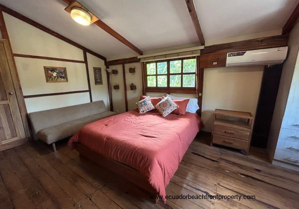 Upstairs loft with queen bed and futon