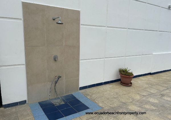 outdoor shower