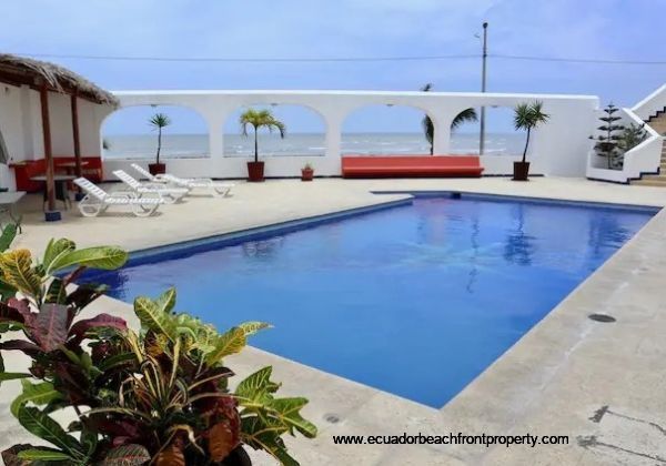 oceanfront pool area