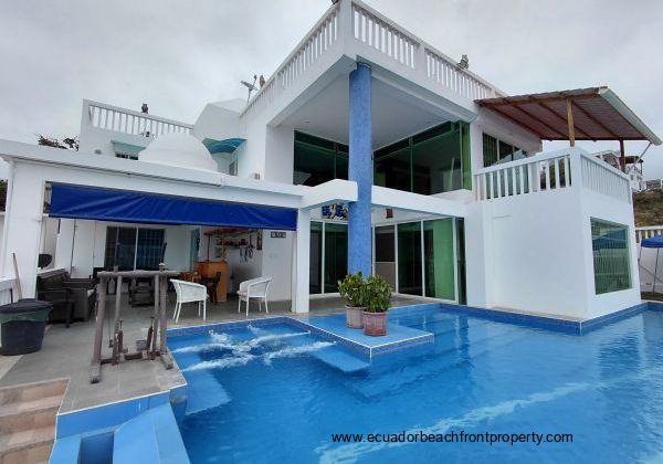 Specacular oceanview estate in Crucita, Ecuador