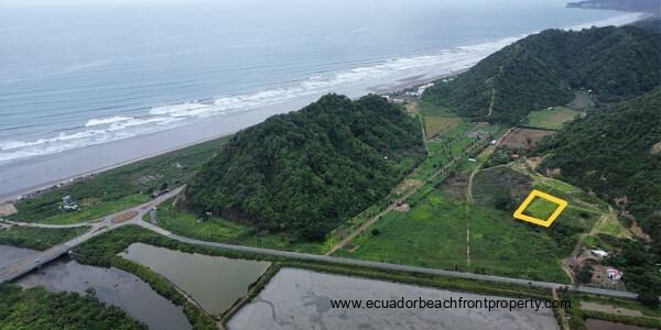 Lot near Briceno Beach, Ecuador