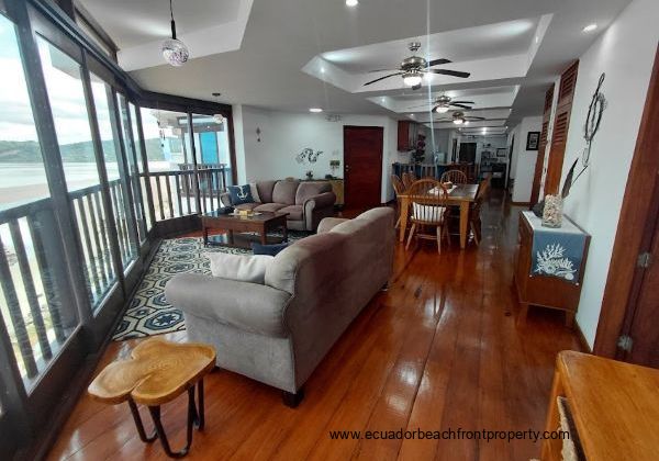 Panoramic Penthouse