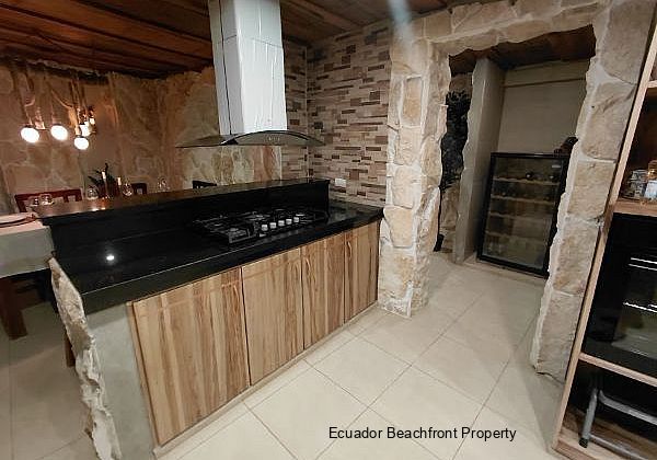 427 kitchen3